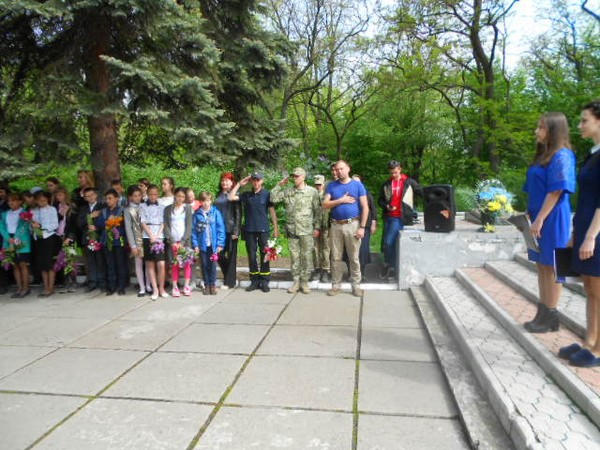 В прифронтовой Красногоровке почтили память погибших во Второй мировой войне