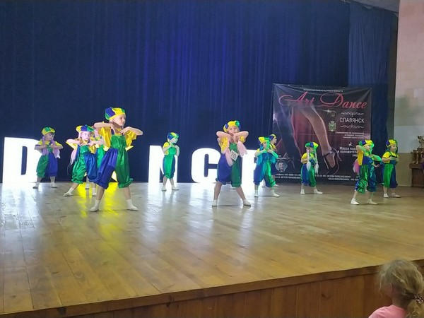Кураховские танцоры феерично выступили на Кубке Донецкой области «ART DANCE 2019»