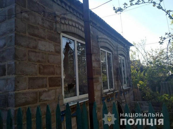 Полиция показала разрушительные последствия утреннего обстрела Марьинки