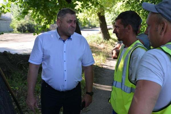 В Цукурино начали ремонтировать дорогу