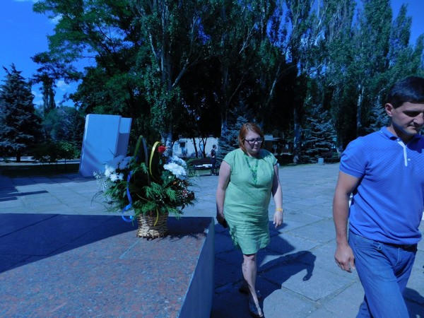 В Курахово почтили память жертв войны в Украине