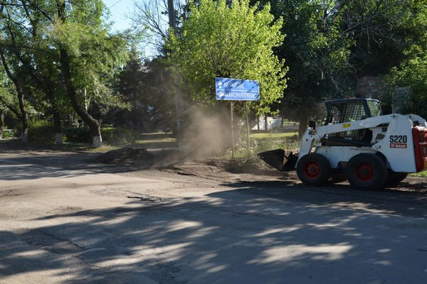 В Цукурино начали ремонтировать дорогу