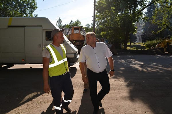 В Цукурино начали ремонтировать дорогу