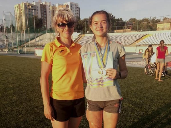 Легкоатлетка из Угледара завоевала три «золота» на чемпионате Украины