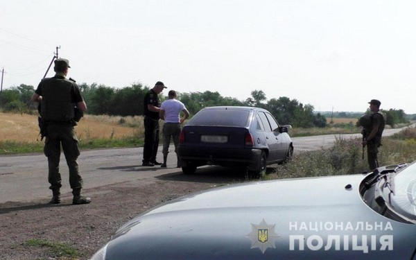 Полицейские провели масштабную отработку Марьинского района