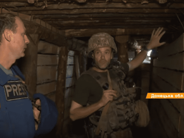 Украинские военные, пользуясь перемирием, укрепляют свои позиции в Марьинке