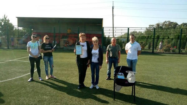Кураховские футболисты выиграли традиционный открытый турнир