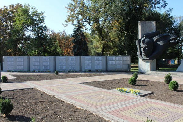 В Великой Новоселке отметили годовщину освобождения Великоновоселковского района