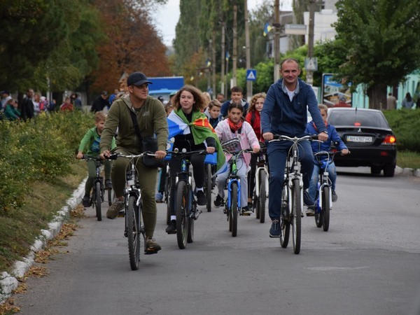 В Курахово прошел масштабный велопробег, посвященный Международному дню без автомобилей