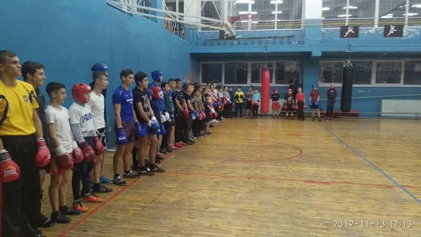 Лучшие кикбоксеры Донетчины готовились в Курахово к Кубку Украины