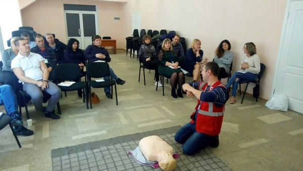 В Курахово проводят обучающие тренинги по оказанию первой помощи
