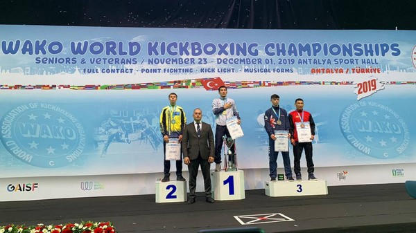 Кикбоксер из Курахово завоевал «серебро» на чемпионате мира в Турции
