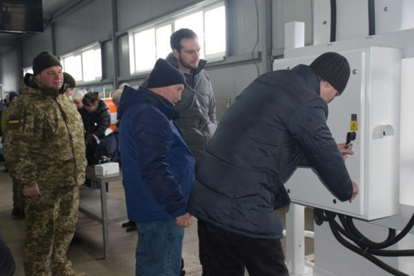 На пунктах пропуска на Донбассе появились специальные комплексы радиационного контроля