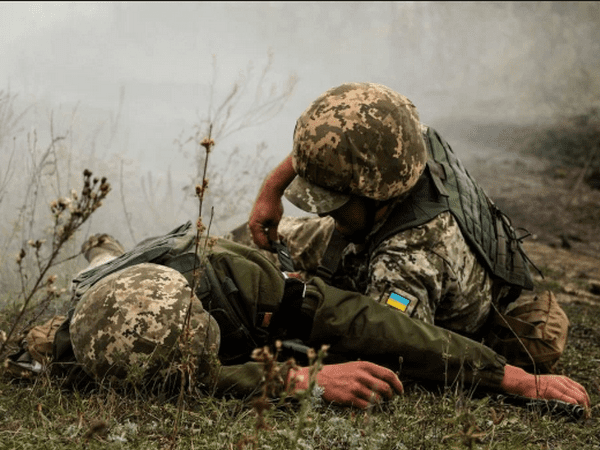 В результате вражеского обстрела в Марьинском районе ранены двое украинских военнослужащих