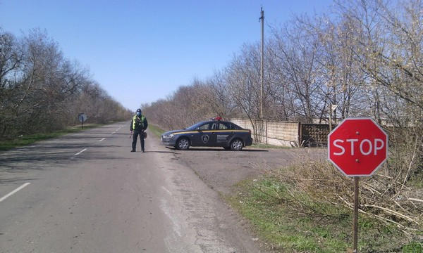 В связи с карантином в Великоновоселковском районе продолжают работать мобильные блокпосты