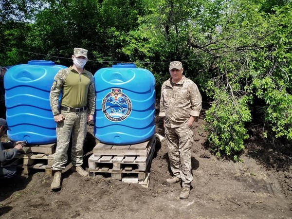 Военные помогли восстановить водоснабжение в прифронтовом селе Марьинского района