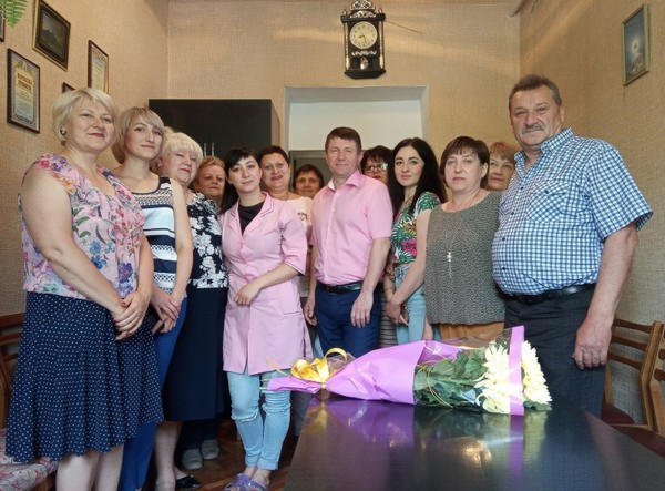 Медиков Великоновоселковского района поздравили с профессиональным праздником