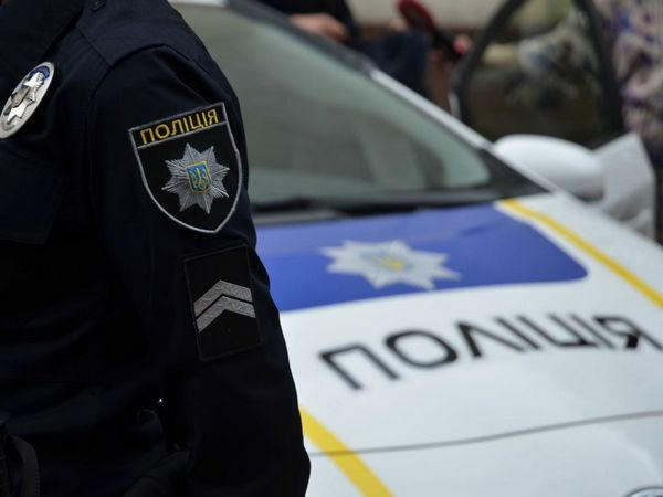 Полицейские оказали помощь пострадавшим в результате ДТП в Марьинском районе