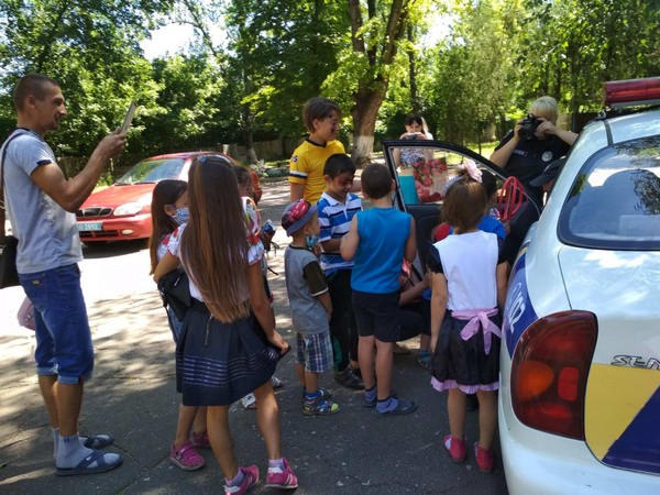 В Красногоровке для детей устроили «Безопасные каникулы»