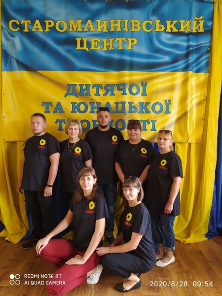 Великоновоселковский район присоединился к Всеукраинской акции «Подсолнух памяти»