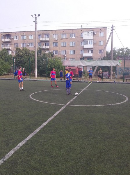 В Курахово прошли соревнования по мини-футболу