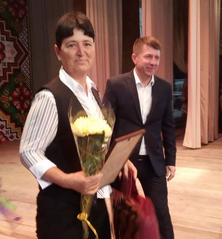 Педагогов Великоновоселковского района торжественно поздравили с Днем учителя