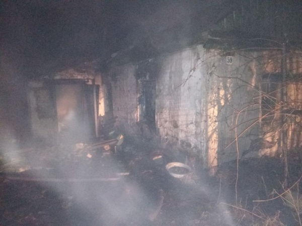 В результате пожара в Марьинском районе погиб 36-летний мужчина