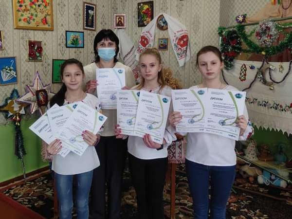 Марьинские юннаты стали одними из лучших на Всеукраинском слете