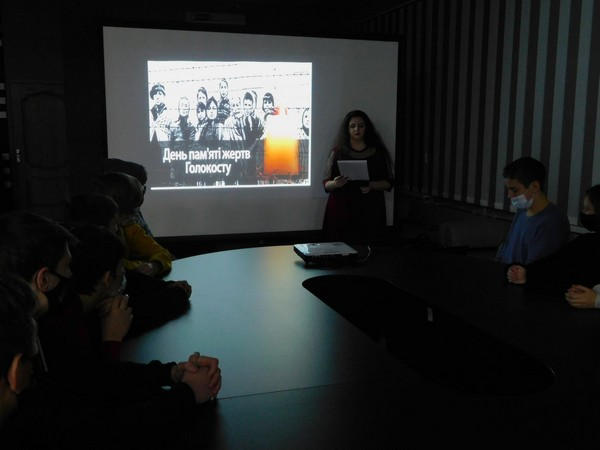 В Курахово прошел информационный час, посвященный памяти жертв Холокоста