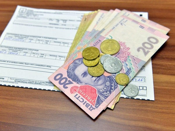Сколько жителей Марьинского района платят за коммунальные услуги