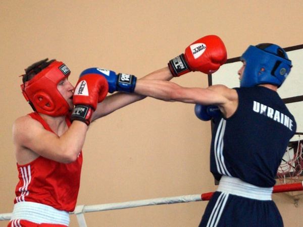Боксер из Курахово стал чемпионом Донецкой области