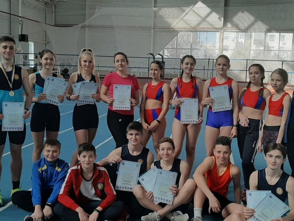 Угледарские легкоатлеты собрали урожай медалей на чемпионате Донецкой области