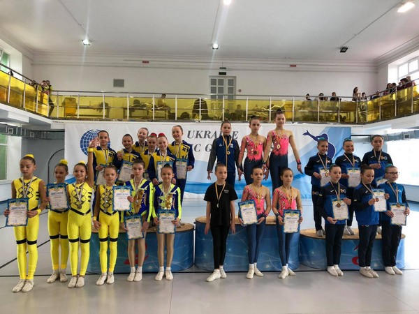 Спортсменки из Кураховской громады успешно выступили на Чемпионате Украины по спортивной аэробике и фитнесу