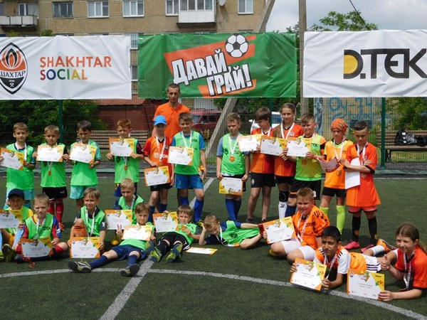 В Курахово прошел футбольный турнир в рамках проекта «Давай, играй!»