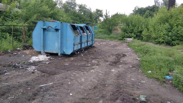 Как решают мусорную проблему в прифронтовой Красногоровке