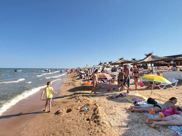 Отдых на Азовском море в Счастливцево