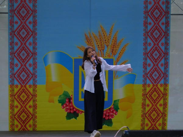 В Курахово отметили День Конституции Украины