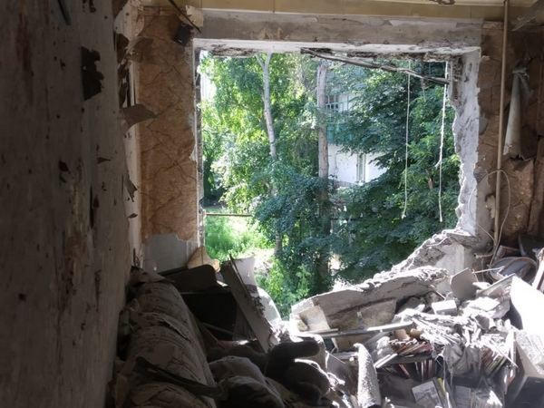 Опубликовано видео обстрела Красногоровки и его последствий