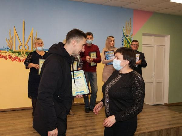 Работников культуры Марьинской громады поздравили с профессиональным праздником