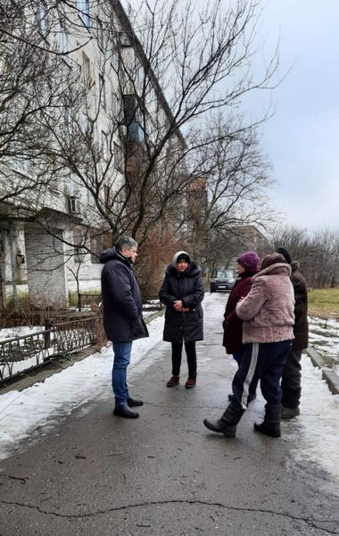 Заложники войны: жители Красногоровки живут без электроснабжения