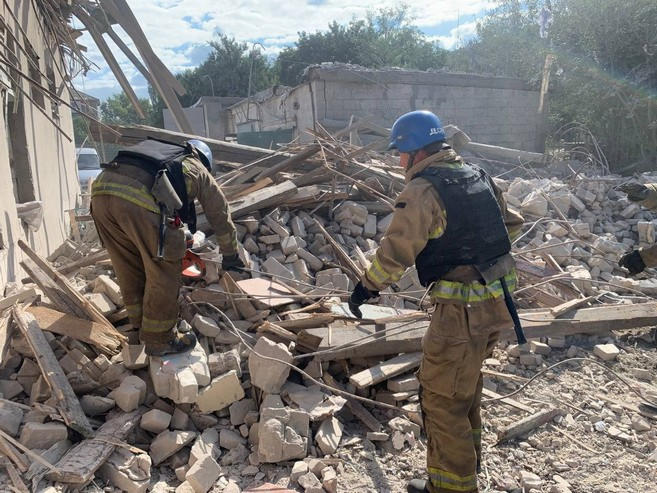 У Кураховому на місці зруйнованої школи прибрали близько 245 тонн уламків