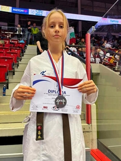 Софія Бичик із Курахового виборола "срібло" на чемпіонаті світу з карате WKC