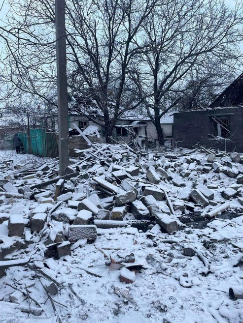 Курахове, Гірник та Курахівка постраждали від ворожих ракетних ударів: будівлі зруйновані вщент