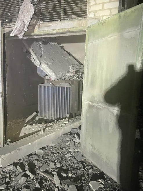 Вечірній обстріл Курахового: пошкоджено 8 багатоповерхівок, 1000 абонентів – без електропостачання