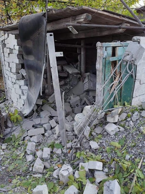 Обстрелы Курахово, Горняка, Кураховки и Трудового: ранен 1 человек, поврежден 21 дом