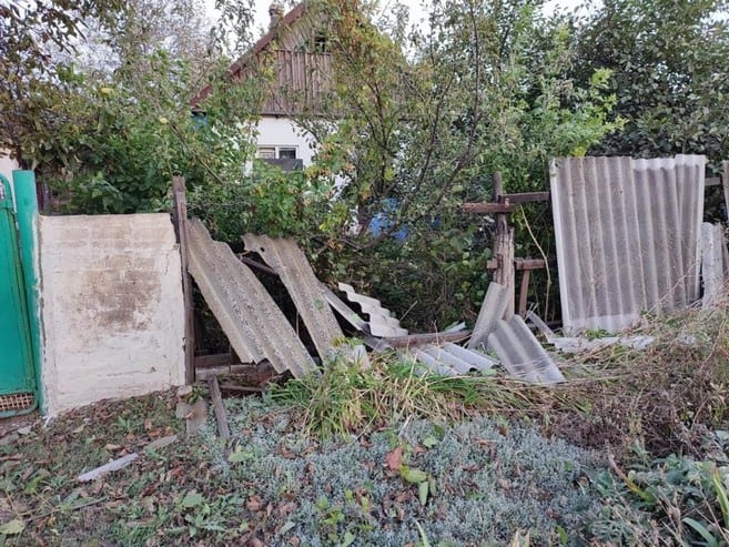Обстрелы Курахово, Горняка, Кураховки и Трудового: ранен 1 человек, поврежден 21 дом