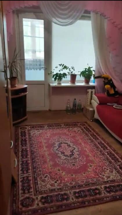 Продам двухкомнатную квартиру в Курахово