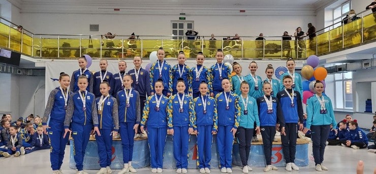 Кураховские спортсмены завоевали медали на Всеукраинских соревнованиях по спортивной аэробике «Кубок Королева – 2026»